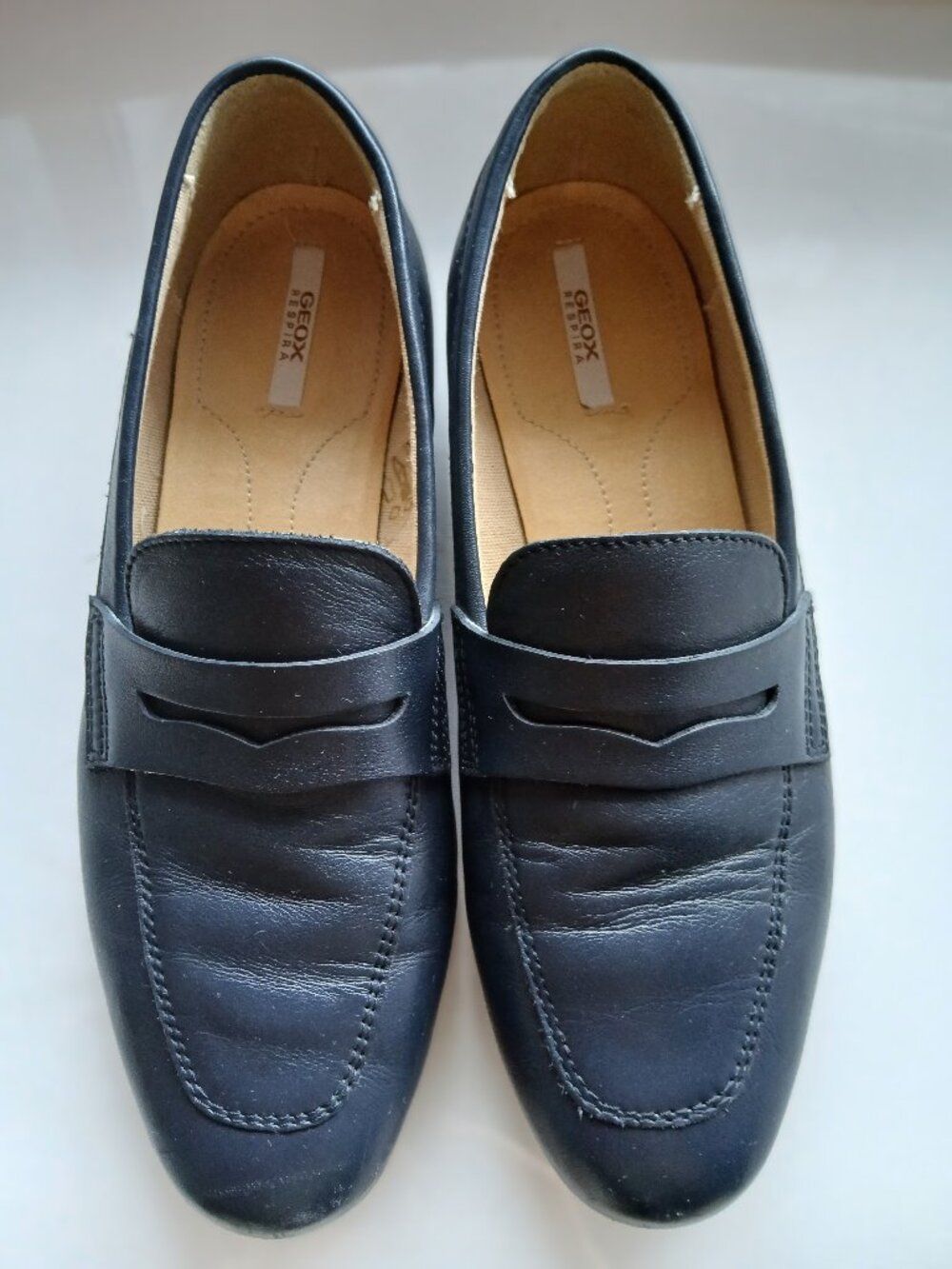 Geox Dark Blue Genuine Leather Women's Loafers Size 6 - Picture 2 of 5